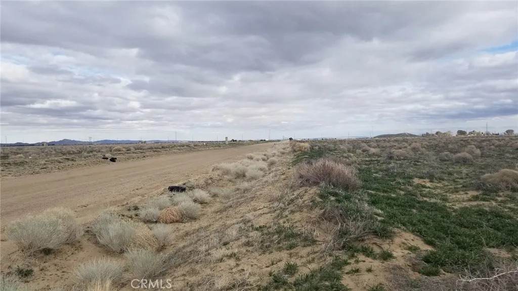 0 0Avenue B2/112 St W - Photo 1