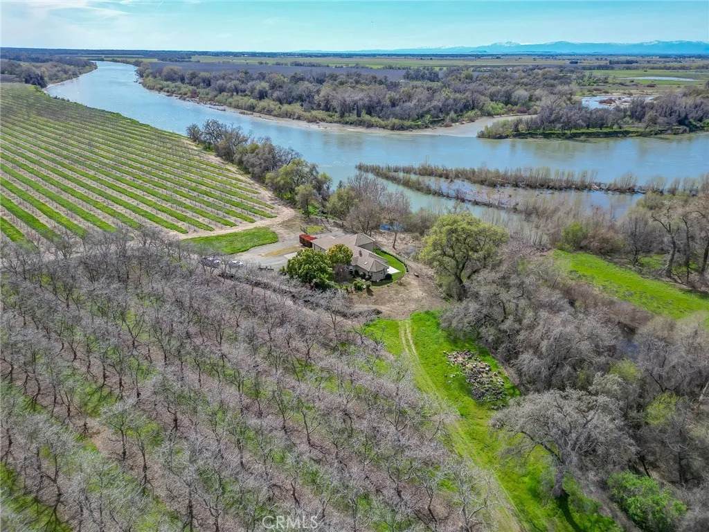 6725 State Highway 99E - Photo 1