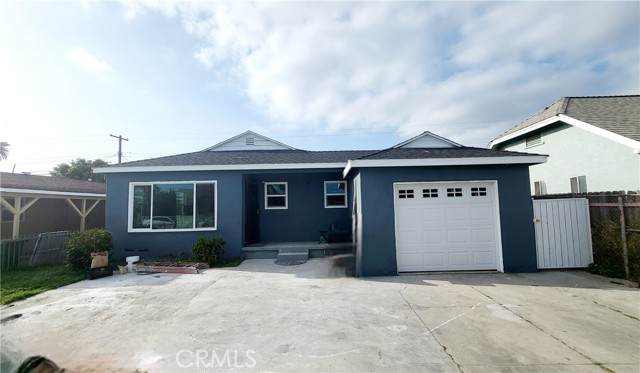 629 Plum Street - Photo 1