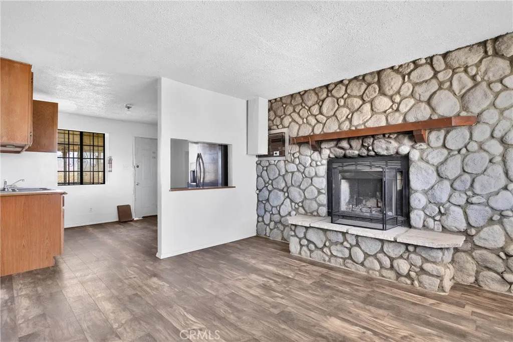40225 Abelia Street - Photo 1