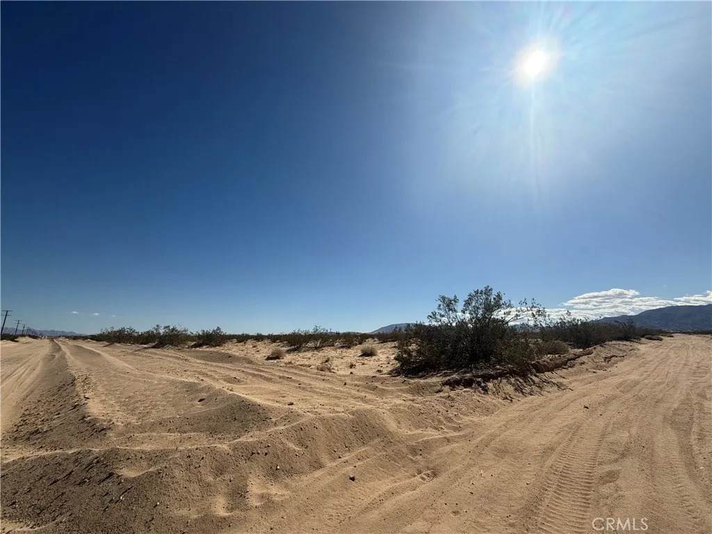 5101 Gilbert - Photo 1