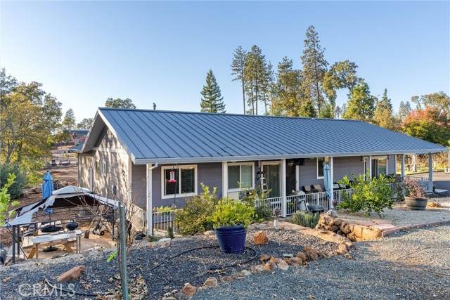 1486 Magadon Road - Photo 1