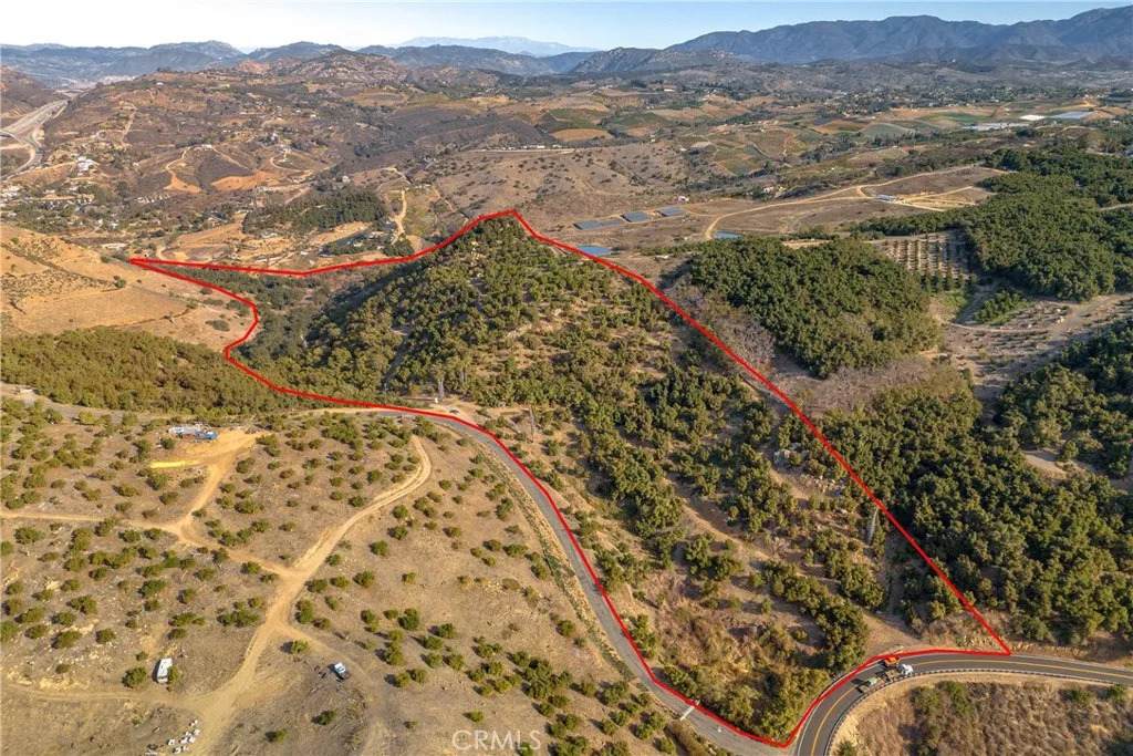 0 Circle R - Photo 1