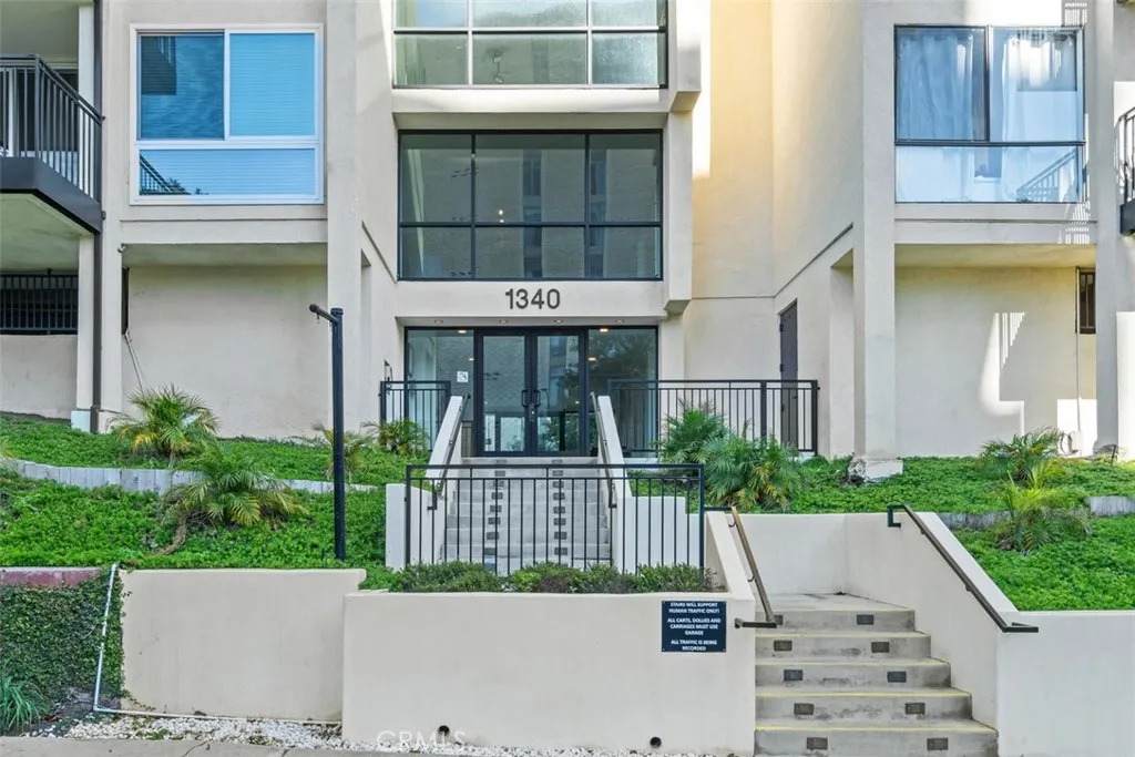 1340 Beverly Glen Boulevard - Photo 1