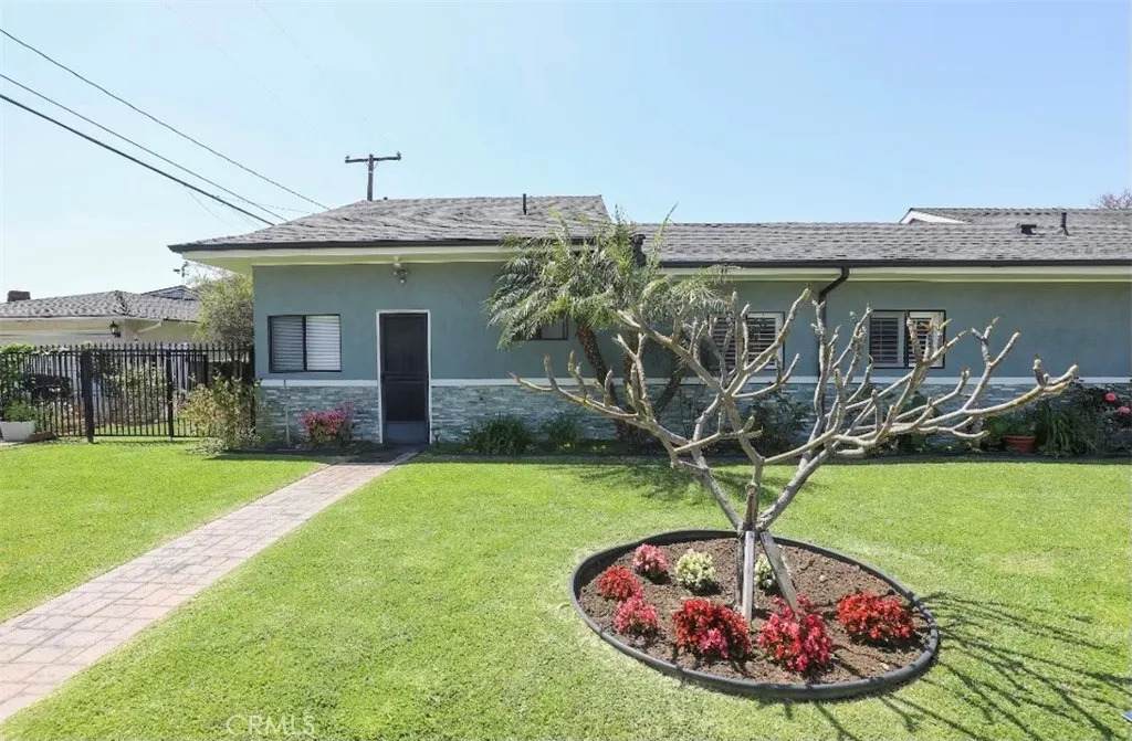 5302 Carley - Photo 1