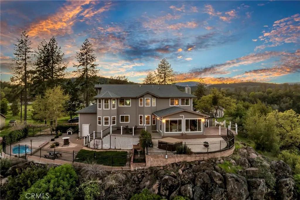 20250 Black Bass - Photo 1