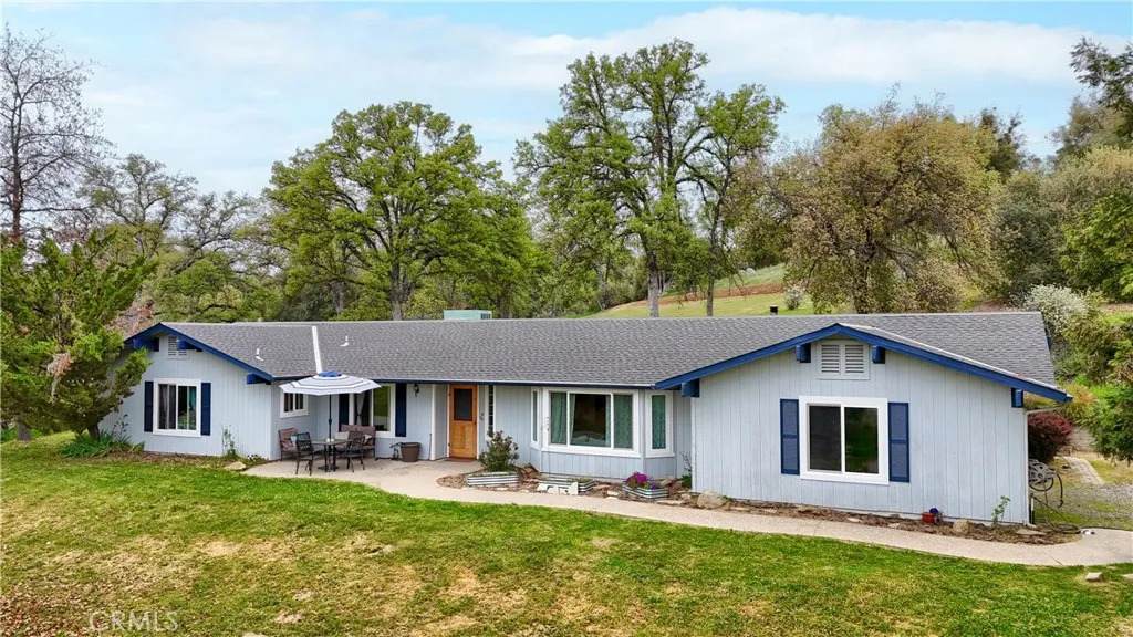 41820 Dillon Circle - Photo 1