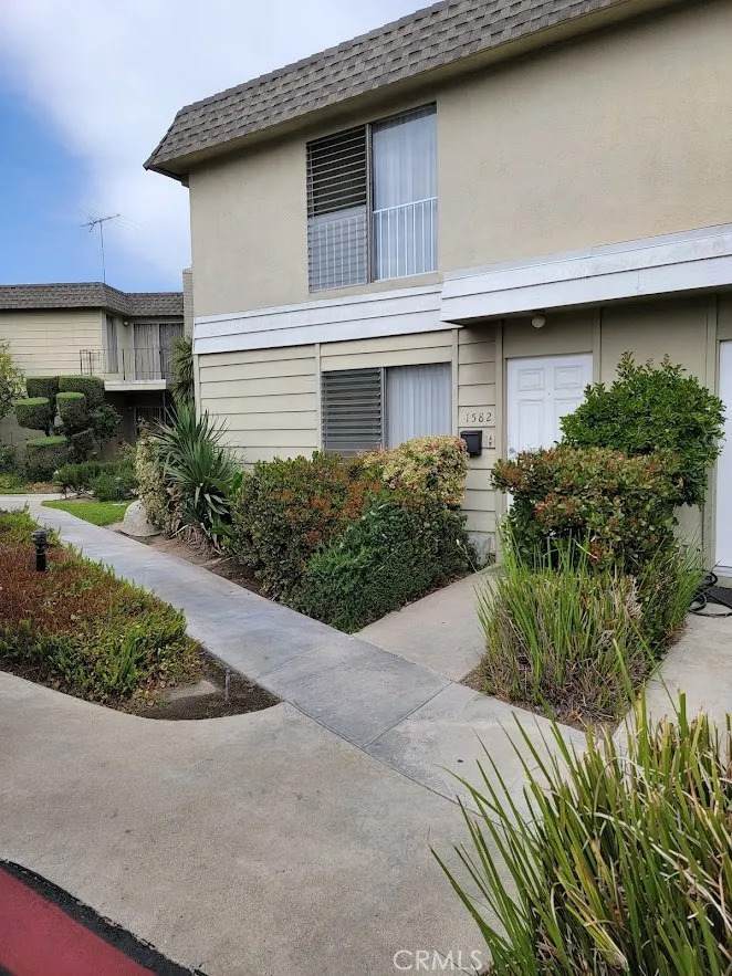 1582 Mitchell Avenue - Photo 1