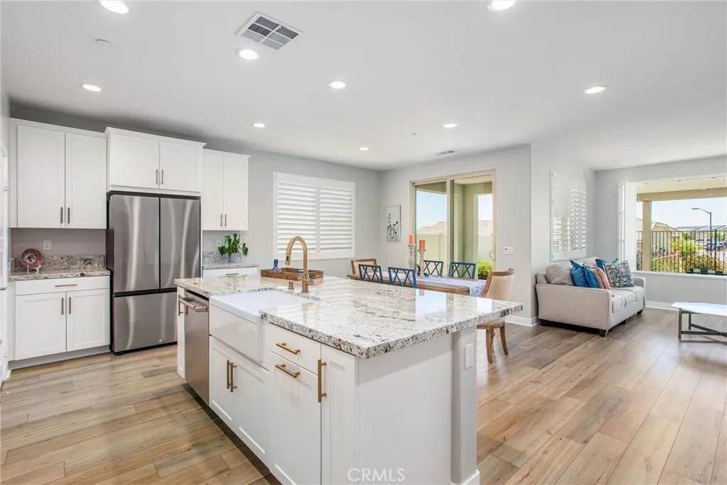 1563 Sunswept Way - Photo 1