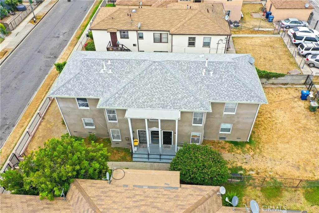 1931 35th Street - Photo 1