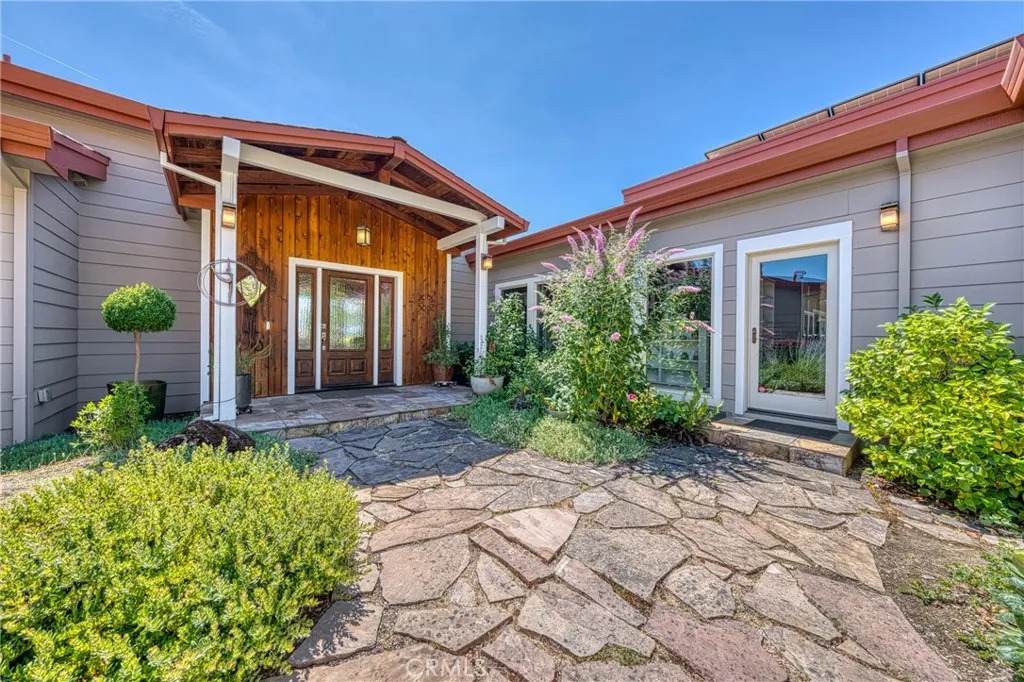 3165 Keeling Avenue - Photo 1