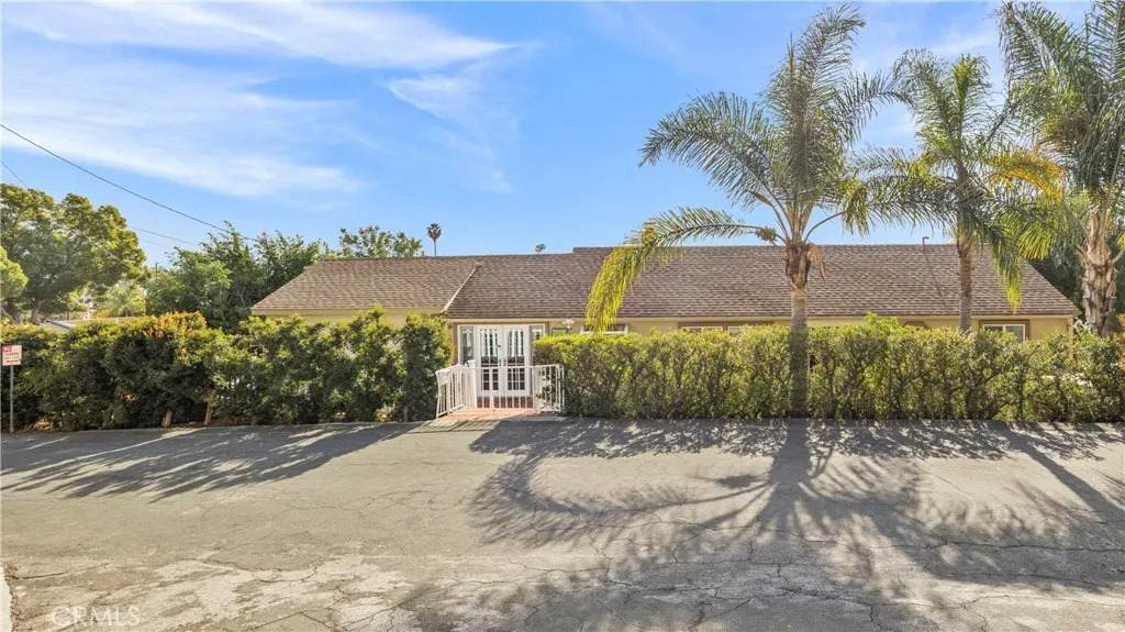 5643 Panorama Drive - Photo 1