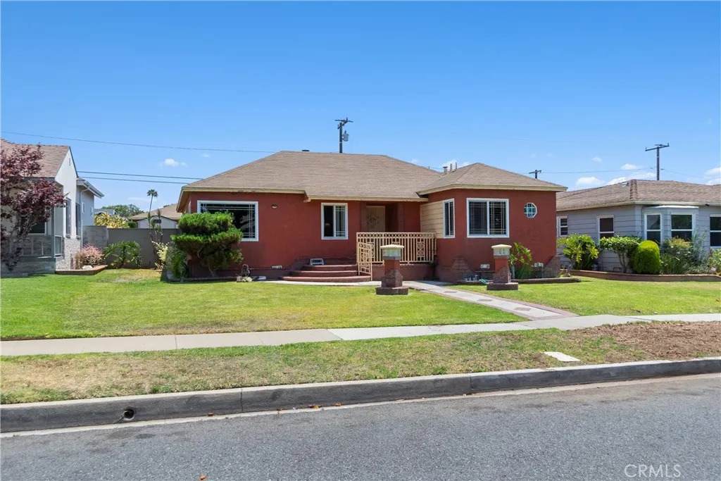 11028 Spinning Avenue - Photo 1