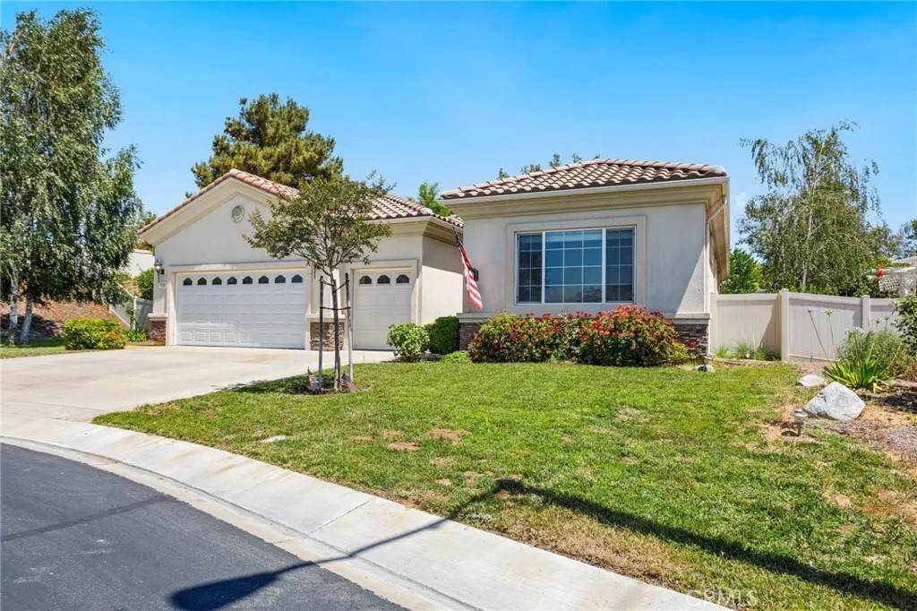 1726 Reyes Lane - Photo 1