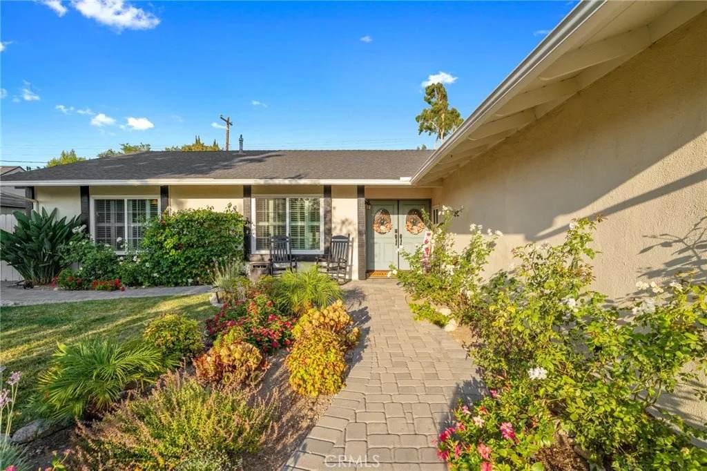 2240 La Sierra Way - Photo 1
