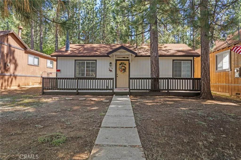 42637 La Placida Avenue - Photo 1