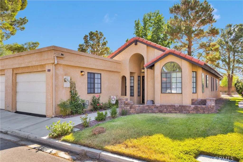 11722 Oak Street - Photo 1