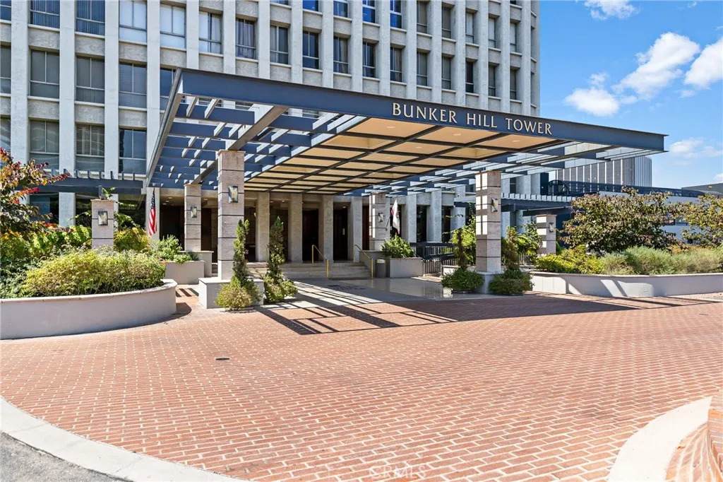 800 1st Street - Photo 1