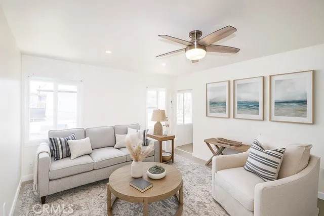 330 Avenida Cabrillo - Photo 1