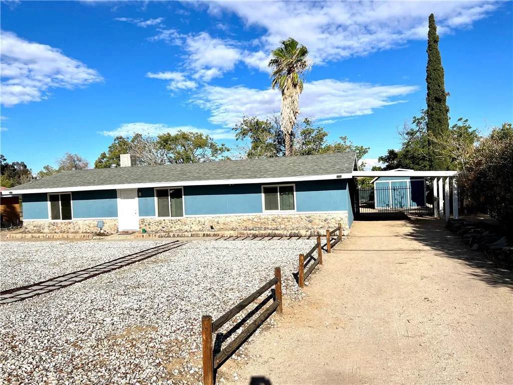 10393 Hemlock Avenue - Photo 1