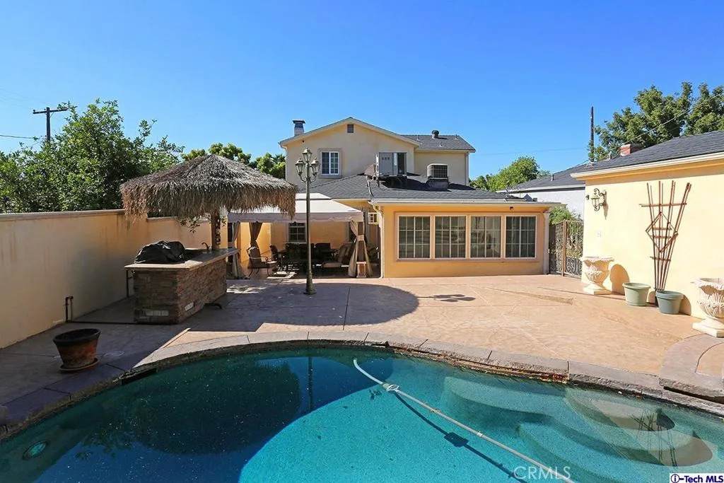 430 Bel Aire Drive - Photo 1