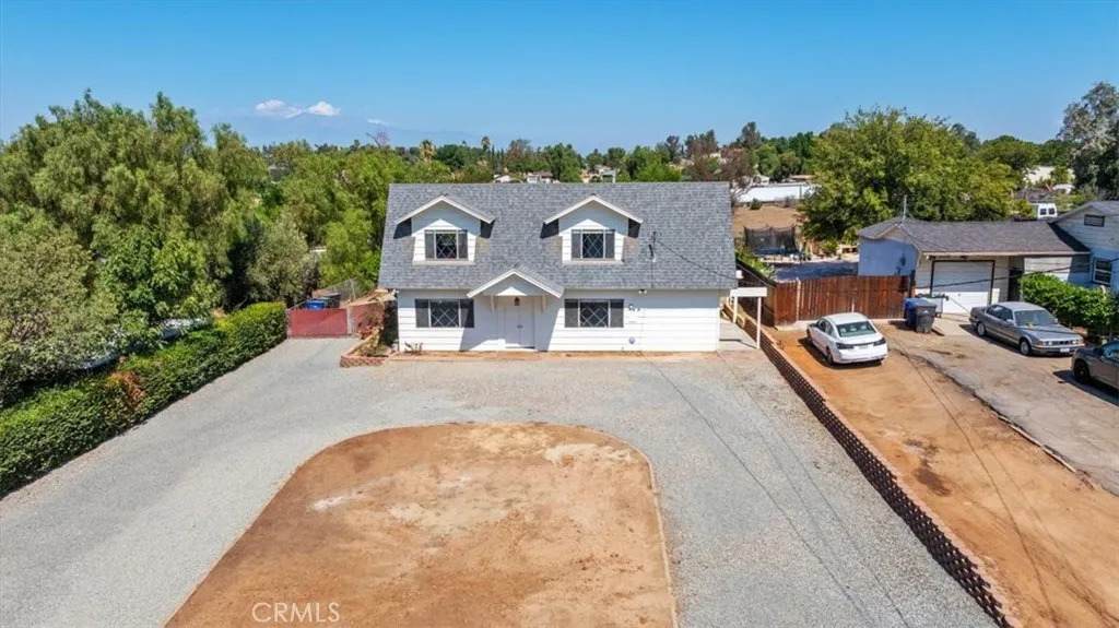 10555 Robinson - Photo 1