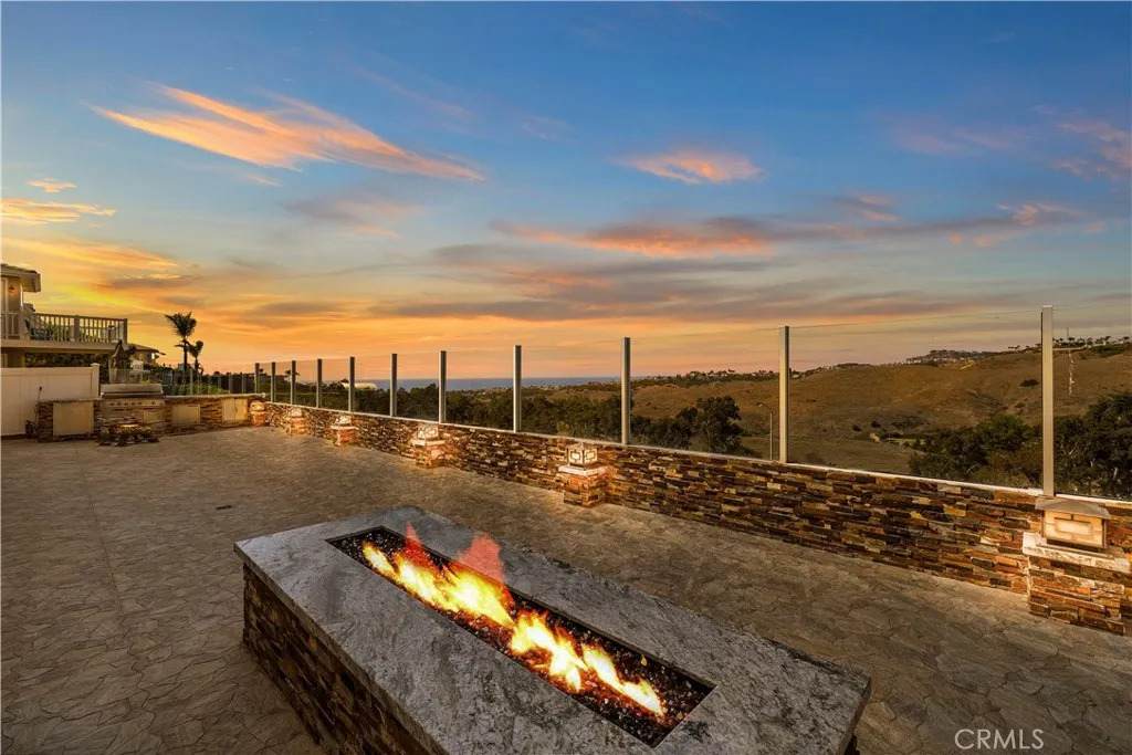 2438 Calle Aquamarina - Photo 1