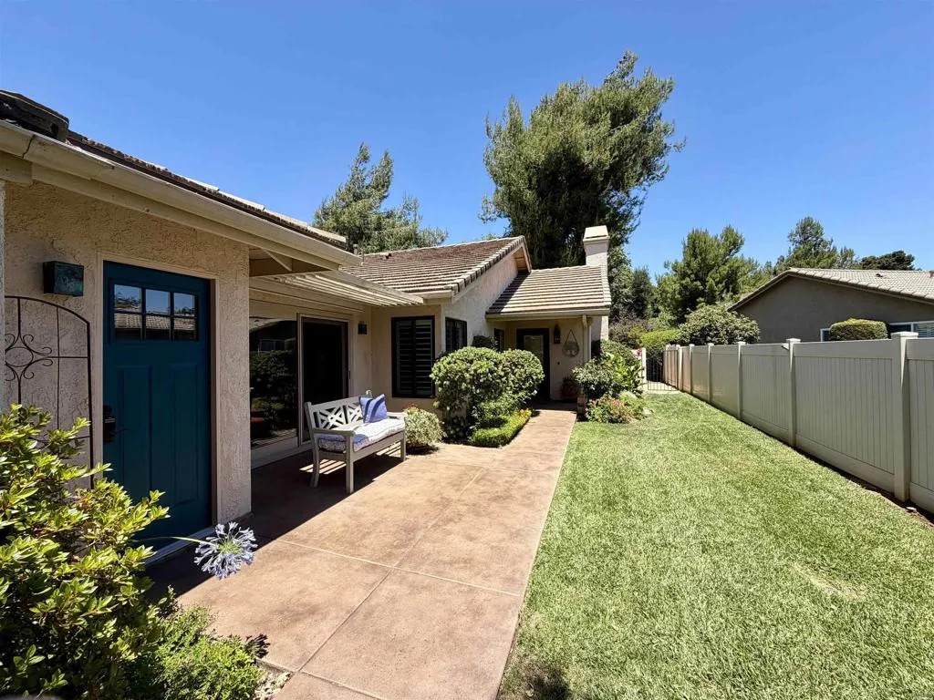 4320 Los Padres Drive - Photo 1