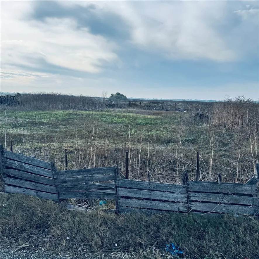 21975 State Highway 140 - Photo 1