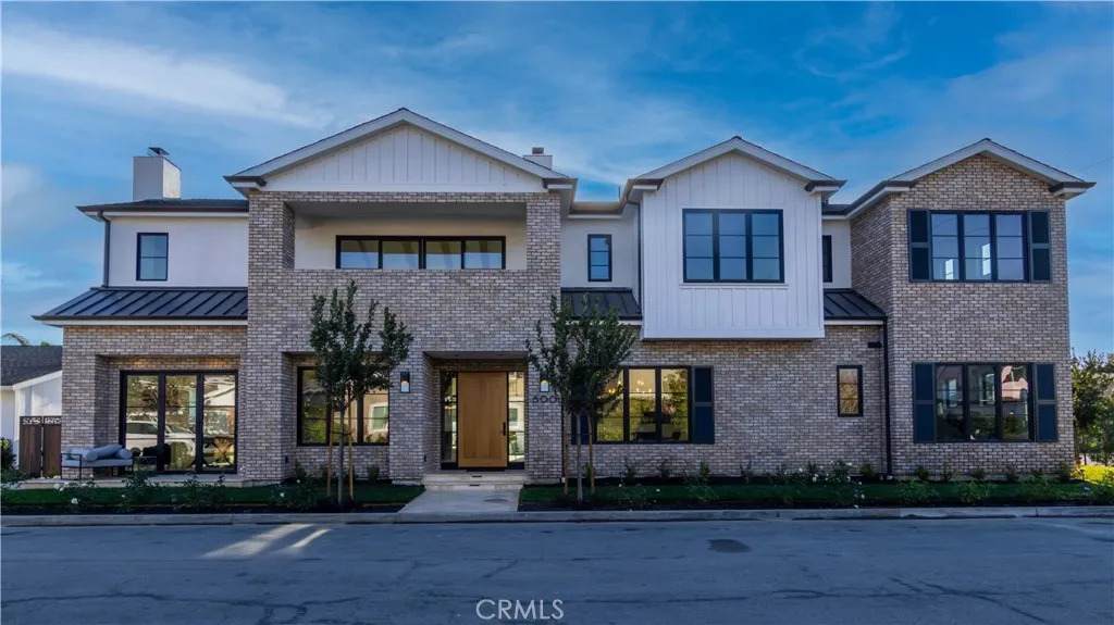 600 Powell Place - Photo 1