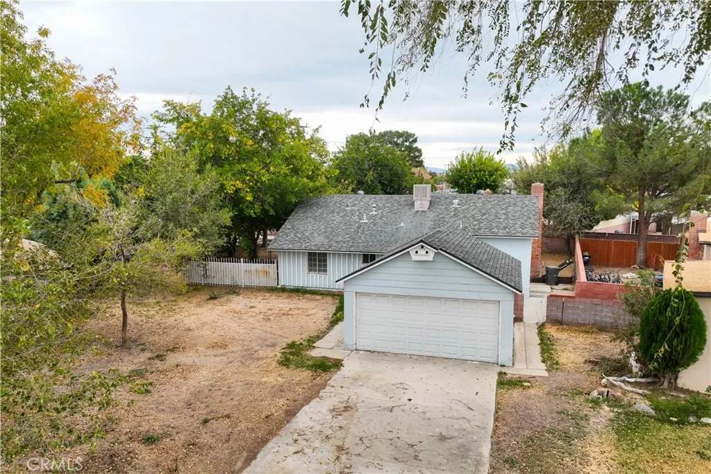 1354 Jenner - Photo 1