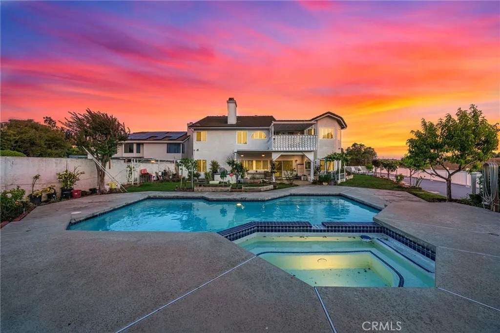 24300 Knoll Court - Photo 1