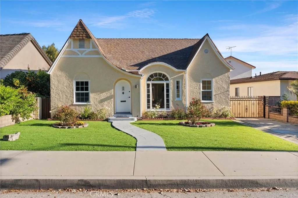 1212 Weymouth - Photo 1