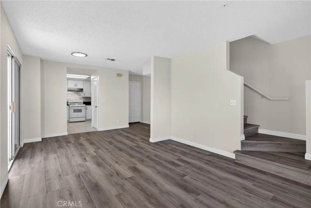 904 2nd - Photo 1