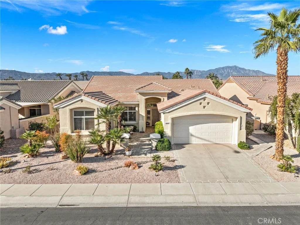36627 Crown Street - Photo 1