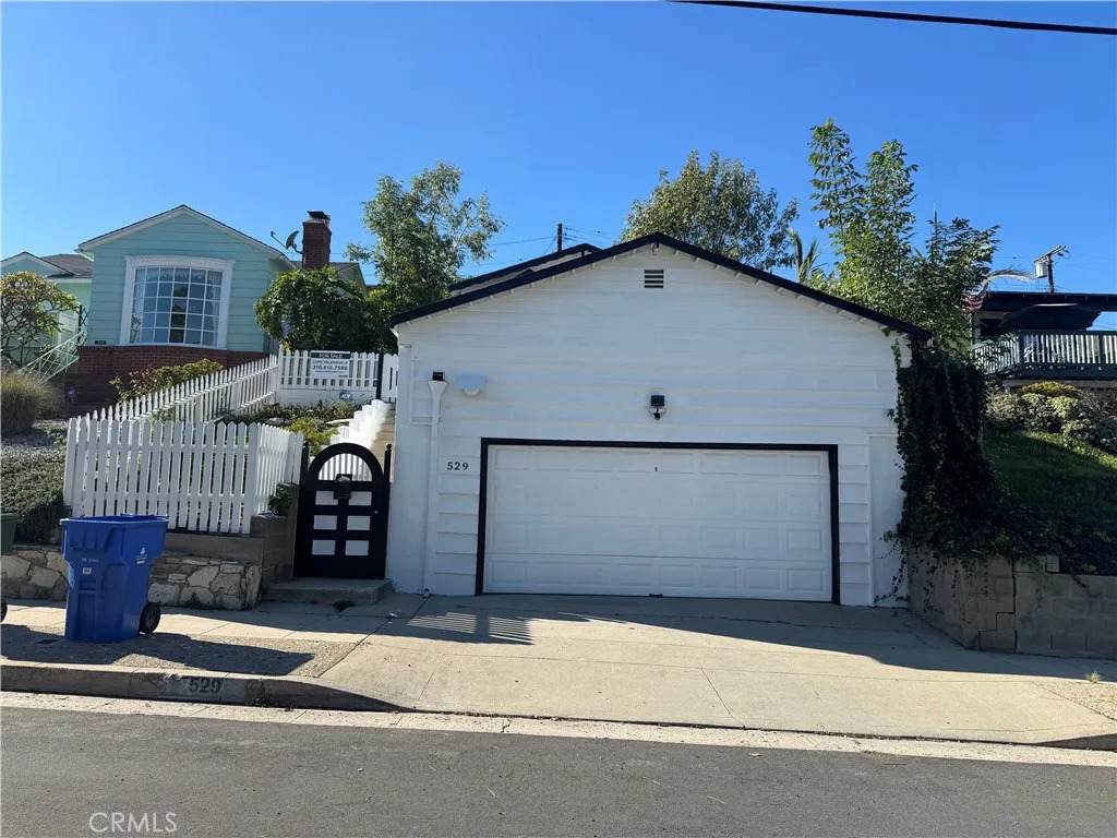529 Leland - Photo 1