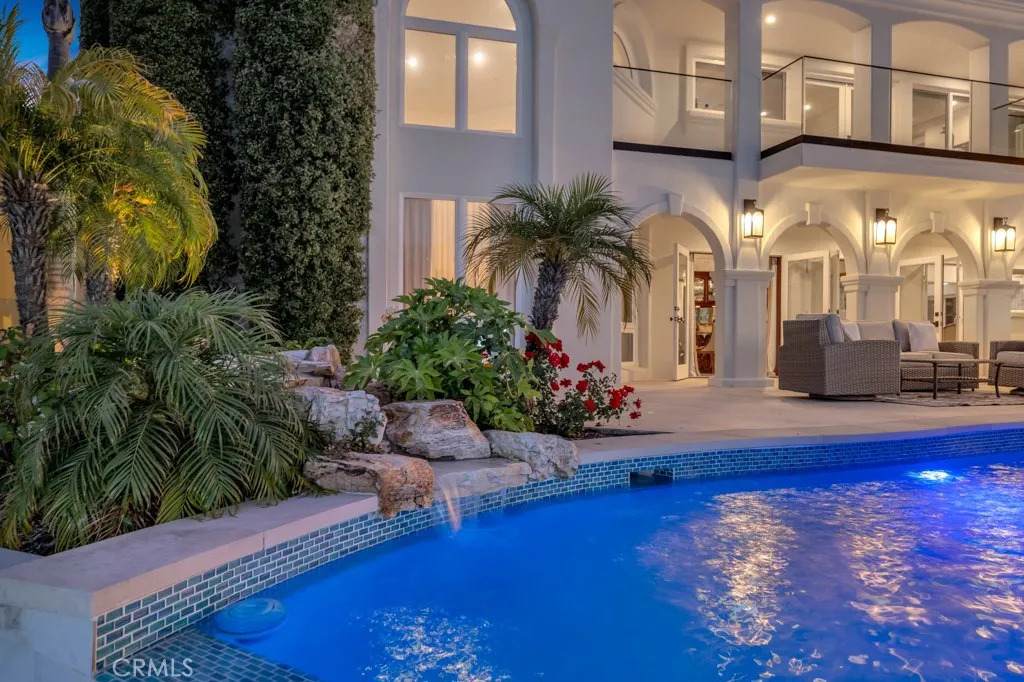 https://bt-photos.global.ssl.fastly.net/sandiego/orig_boomver_4_306652896-1.jpg