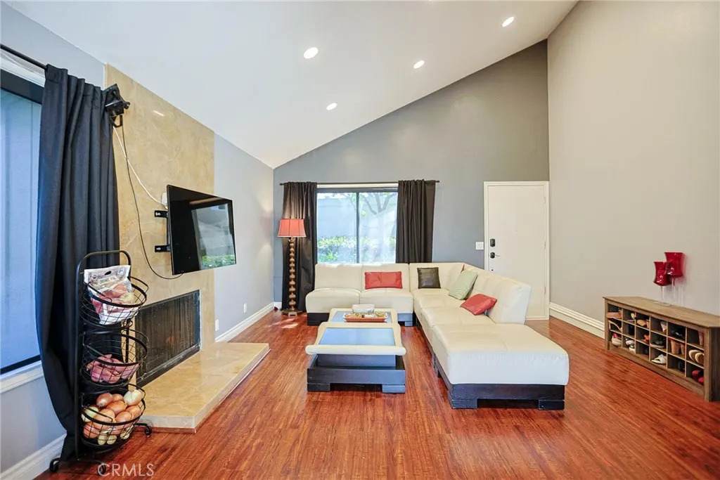 https://bt-photos.global.ssl.fastly.net/sandiego/orig_boomver_4_306672095-1.jpg