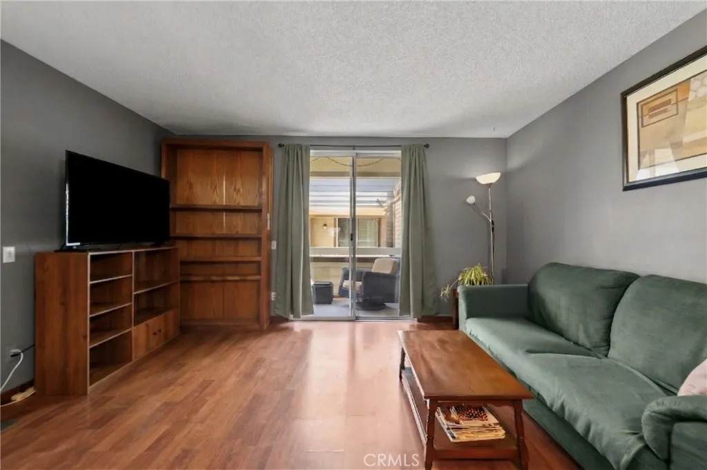 11150 Glenoaks Boulevard - Photo 1