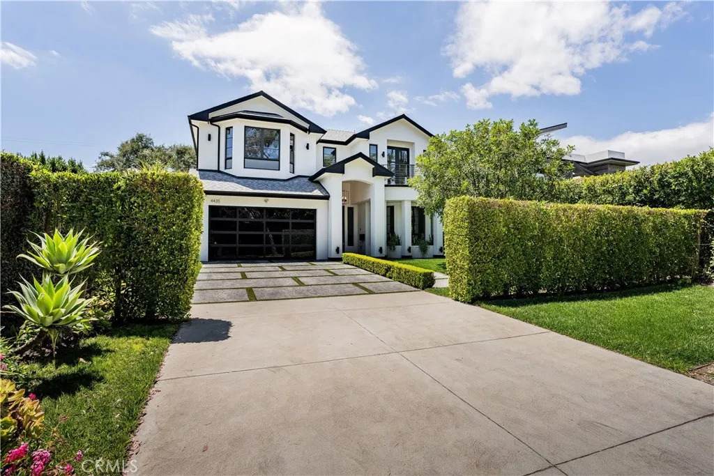 4435 Camellia - Photo 1