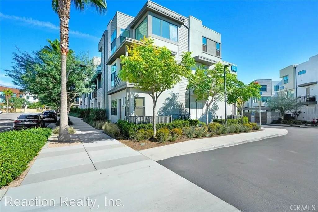 https://bt-photos.global.ssl.fastly.net/sandiego/orig_boomver_4_306745467-1.jpg