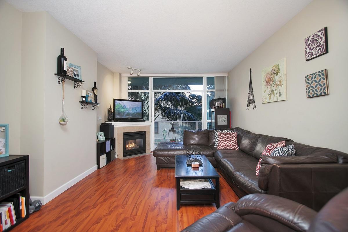 850 Beech St - Photo 1