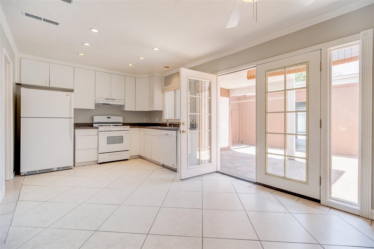 9415 Carlton Oaks Dr - Photo 1