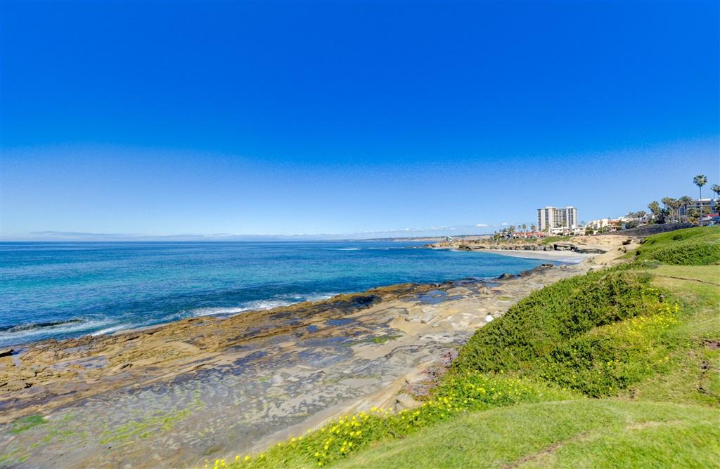 457 Coast Blvd - Photo 1