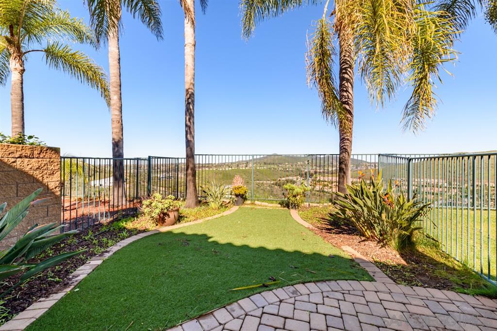 10976 Ivy Hill Drive - Photo 1