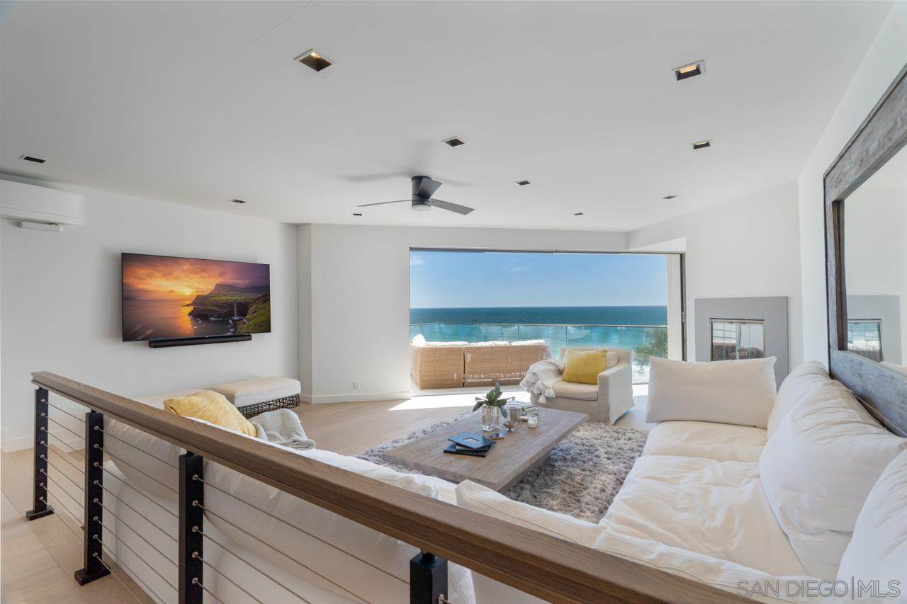 135 Sierra Ave - Photo 1