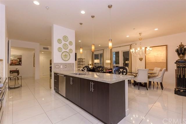 402 Rockefeller - Photo 1