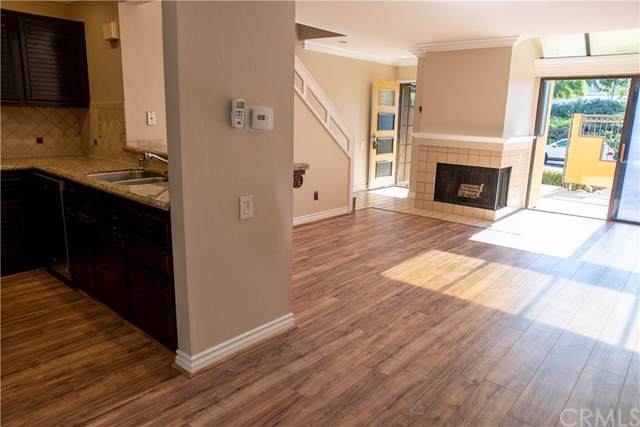 25712 Le Parc - Photo 1