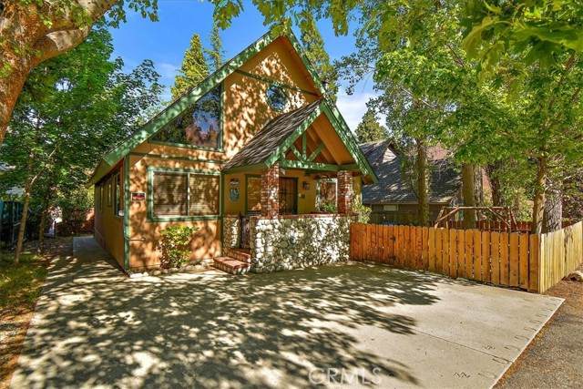 371 Maple Drive - Photo 1