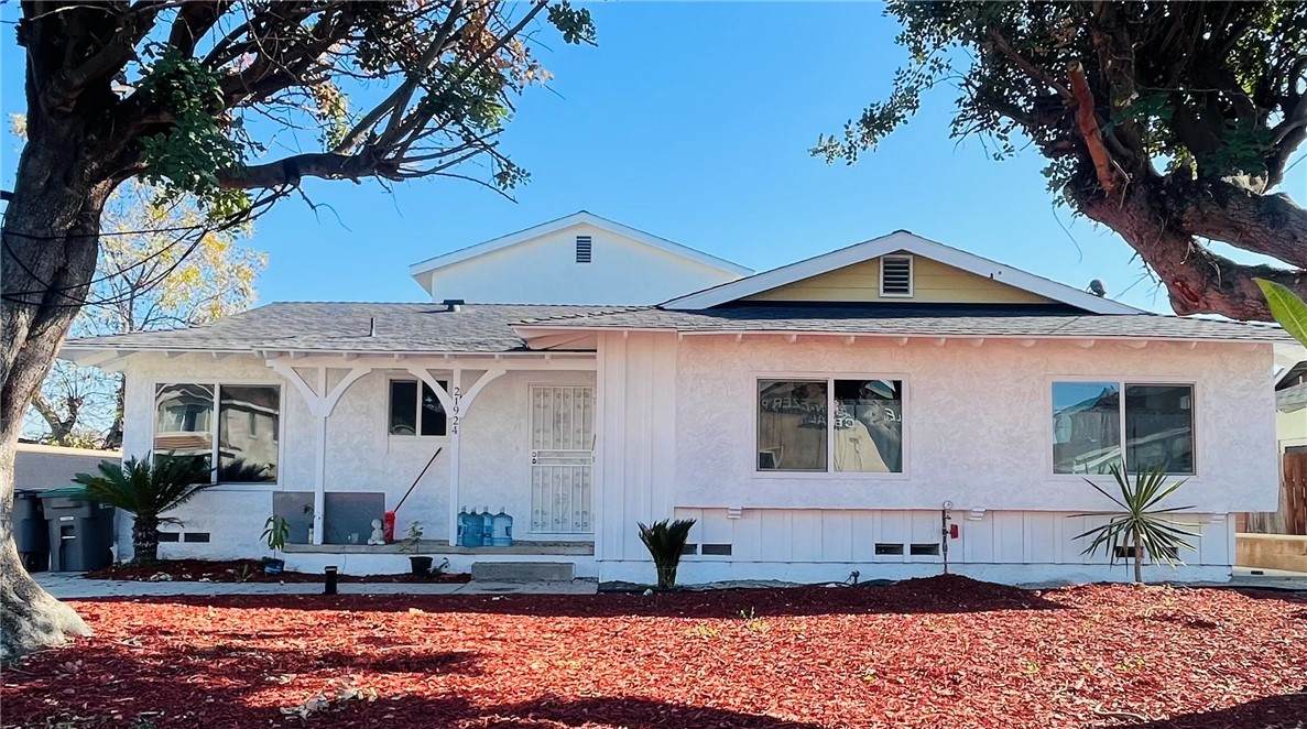 21924 Hawaiian Avenue - Photo 1